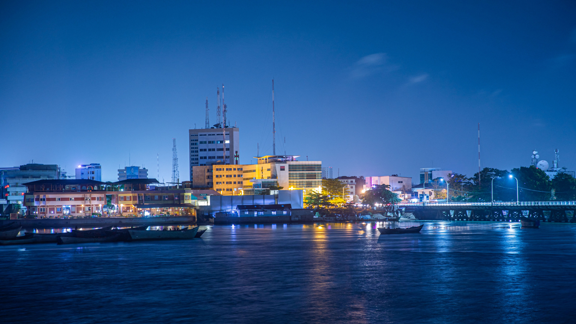 Cotonou in Motion - Mayeul Akpovi Photography